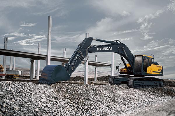 现代建设机械A系列挖掘机HX300A正式进军欧洲市场